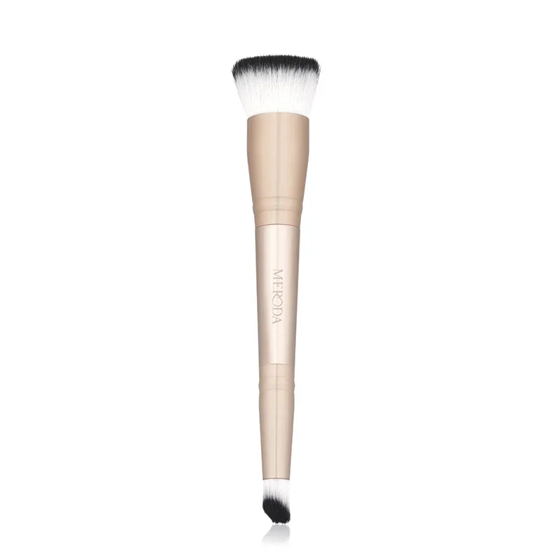 Meroda 2-in-1 Build & Conceal Brush från Meroda – köp hos Apotek Hjärtat