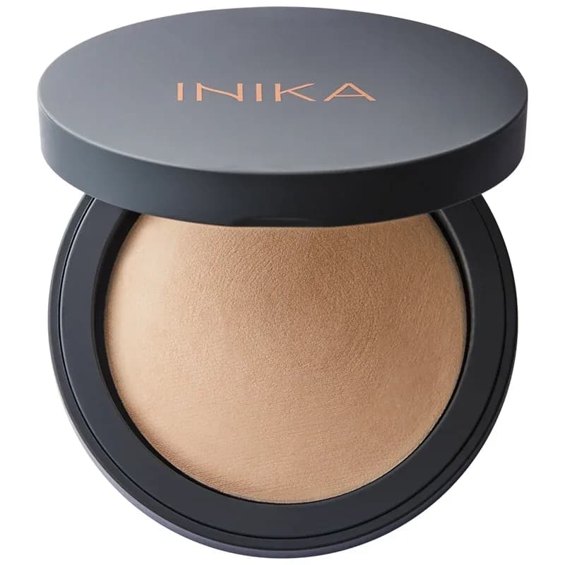 INIKA Baked Mineral Foundation 8 g Strength från Inika Organic – köp hos Apotek Hjärtat