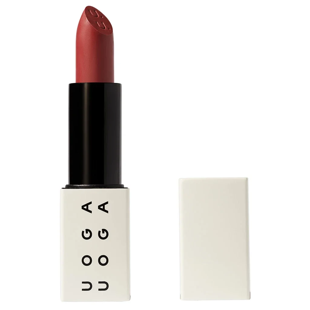 Uoga Uoga Nourishing Sheer Natural Lipstick 4 g Charmberry från Uoga Uoga - köp hos Apotek Hjärtat