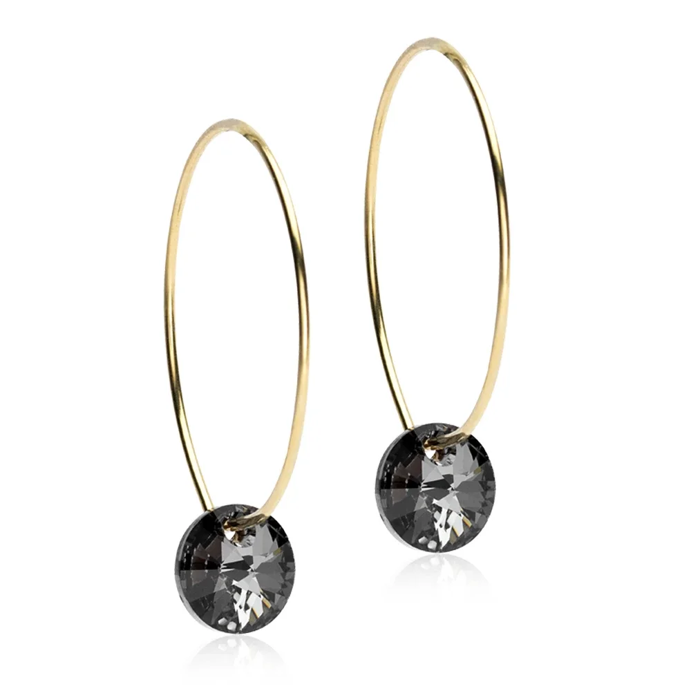 Blomdahl GT Ear Ring 25 mm, Round 8 mm, Black diamond från Blomdahl – köp hos Apotek Hjärtat