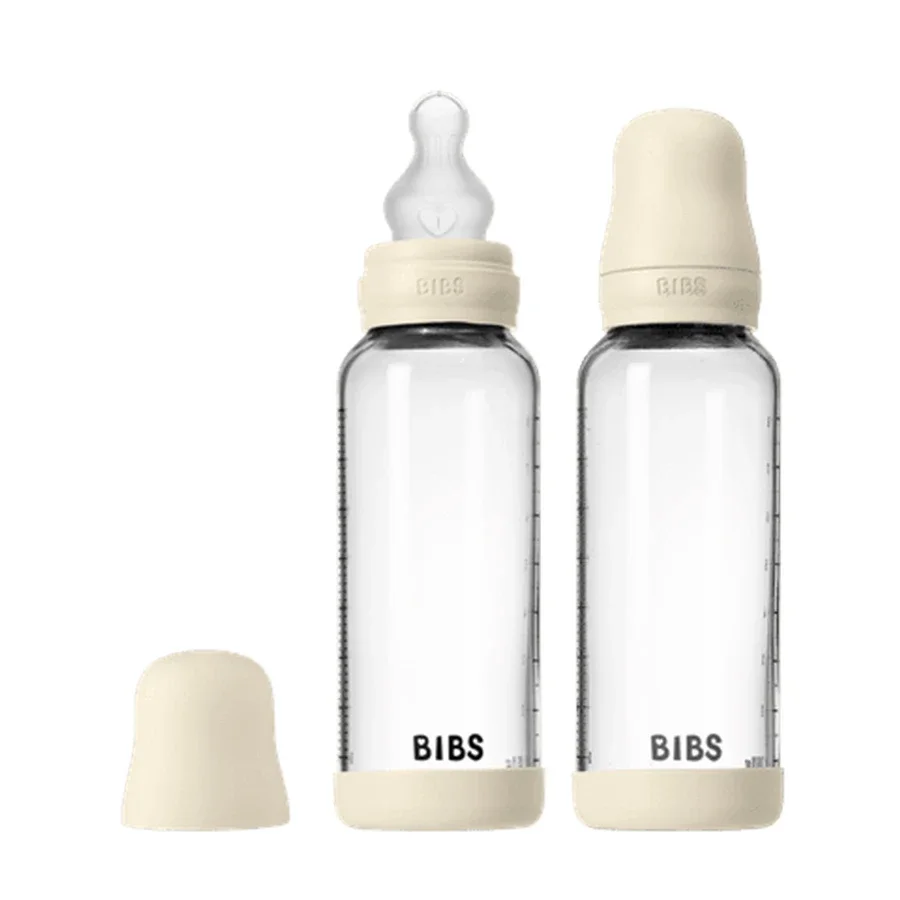 BIBS Glass Baby Bottle Round Silicone Medium Flow Ivory 240 ml 2-pack från BIBS – köp hos Apotek Hjärtat
