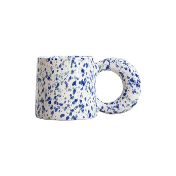 Homla MORNE Spotted Blue mugg, 300 ml – från Homla – 84 kr – hos Coffee Friend