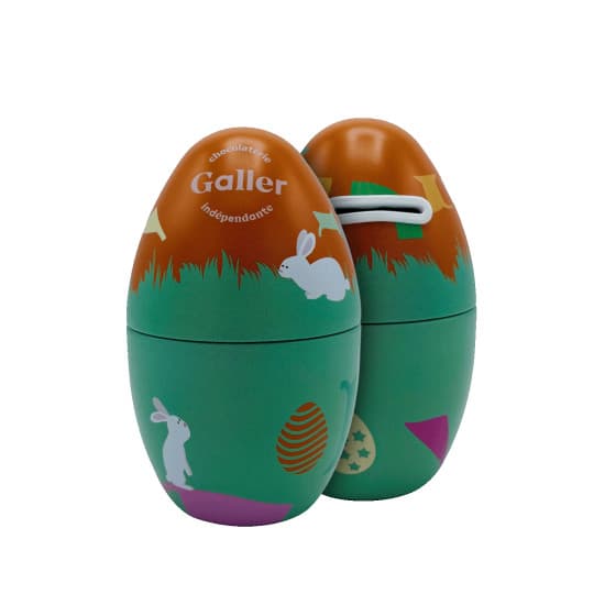 Set med chokladpåskägg Galler Metal Egg, 165 g – från Galler – 55 kr – hos Coffee Friend