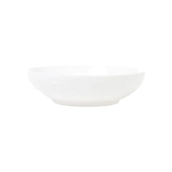 Tallrik Homla SYLIA Deep White Ornament, 20 cm från Homla – köp hos Coffee Friend