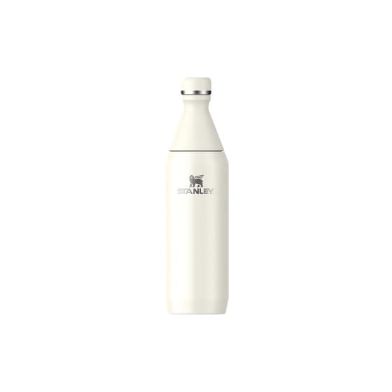 Vattenflaska Stanley The All Day Slim Cream, 600 ml – från Stanley – 408 kr – hos Coffee Friend