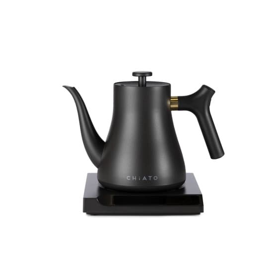 Elektrisk vattenkokare CHiATO flowPLAY Classic, 0.6 l – Svart från Chiato – köp hos Coffee Friend