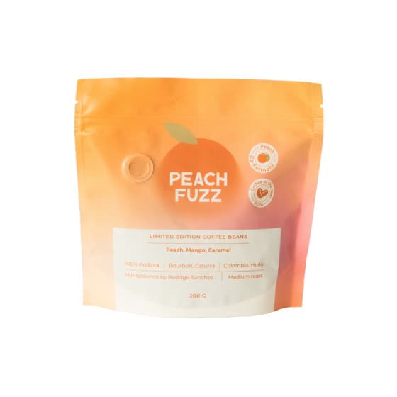 Limited edition kaffebönor Peach Fuzz (samjäsning med persika), 200 g – från Coffee Friend – 162 kr – hos Coffee Friend
