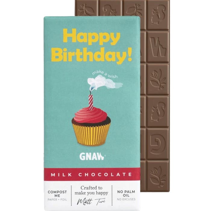 Gnaw Happy Birthday Mjölkchokladkaka 80g – från Gnaw – 55 kr – hos Delitea