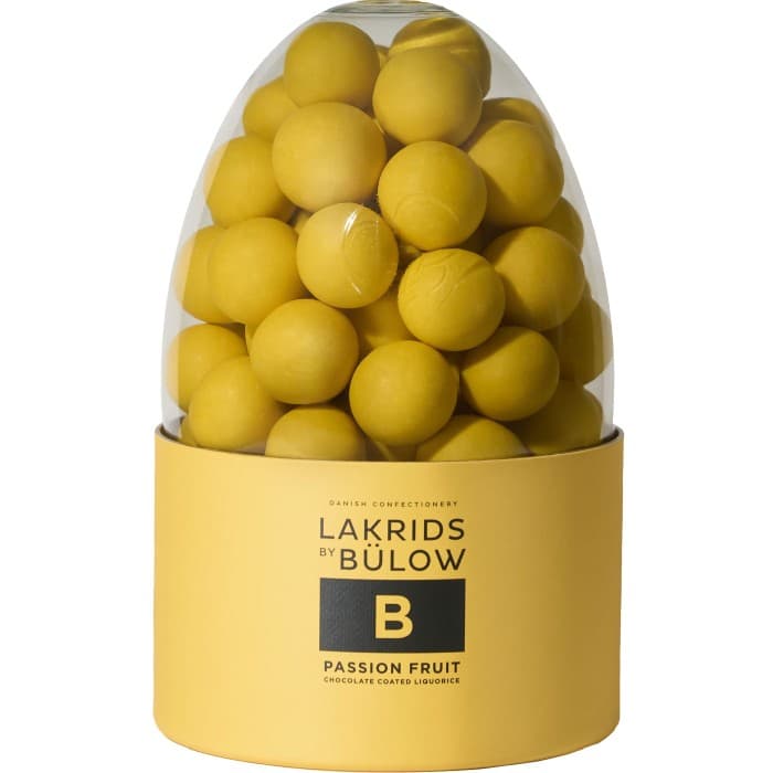 Lakrids by Bülow Egg Passion Fruit 385g – från Lakrids by Bülow – 251 kr – hos Delitea