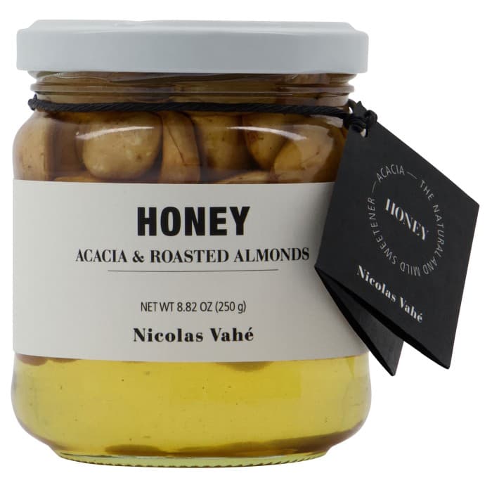 Nicolas Vahé Honey Acacia & Roasted Almonds 250g – från Nicolas Vahé – 104 kr – hos Delitea