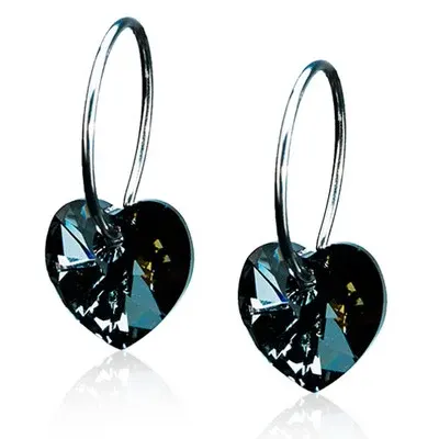 Blomdahl Örhängen Ring Heart Black Diamond från Blomdahl – köp hos Apotek Hjärtat