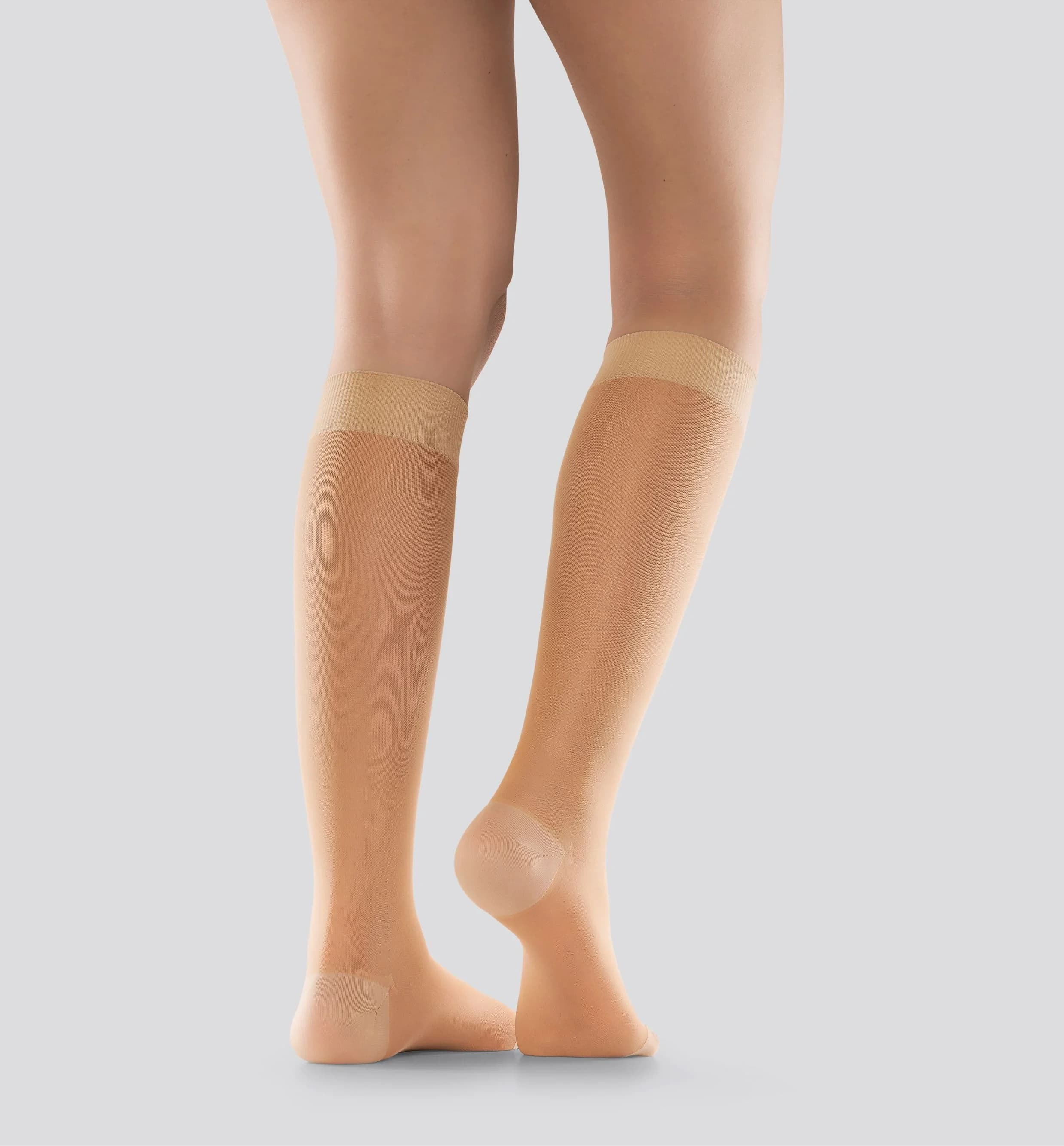 Mabs Nylon Knee Sand 1 par L från Mabs – köp hos Apotek Hjärtat