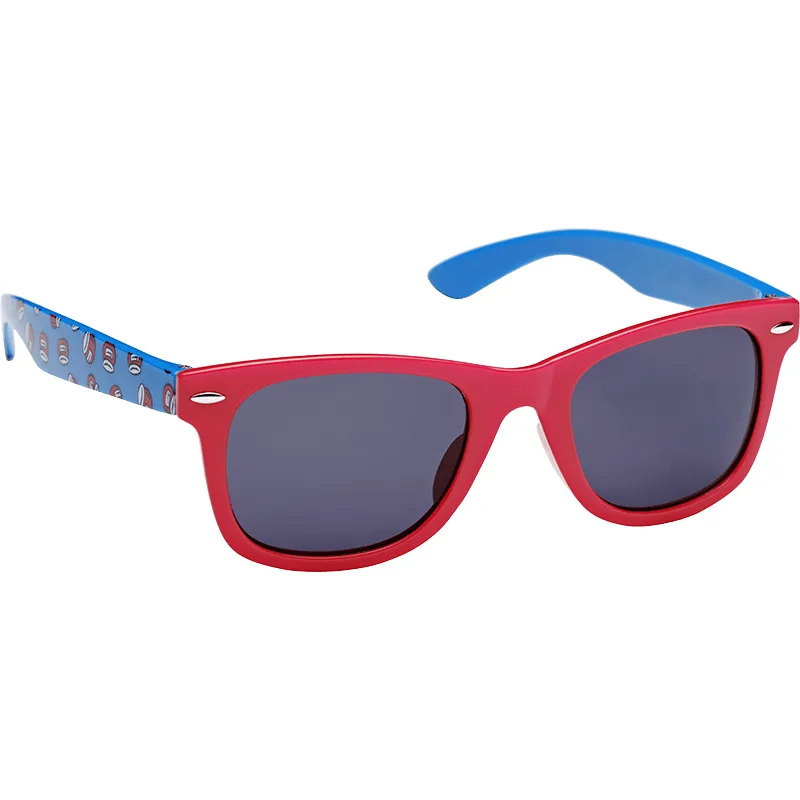Haga Eyewear Solglasögon Bamse Honey Red Grey lens från Haga Optik – köp hos Apotek Hjärtat