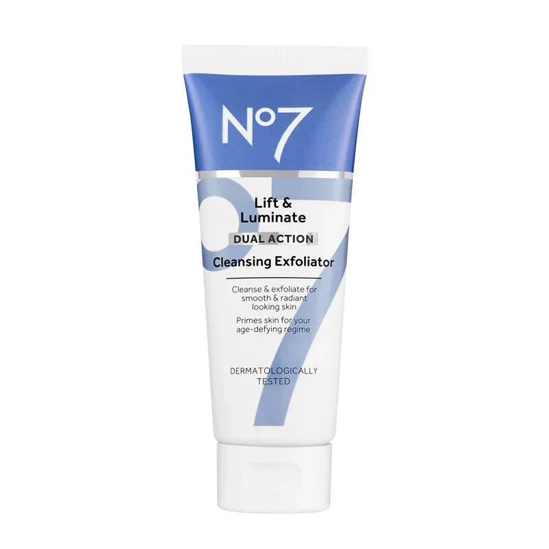 No7 Lift & Luminate Cleansing Exfoliator 100 ml från NO7 – köp hos Apotek Hjärtat