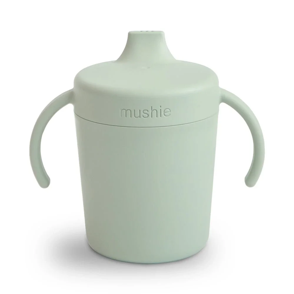 Mushie Trainer Sippy Cup 230 ml Sage från Mushie - köp hos Apotek Hjärtat