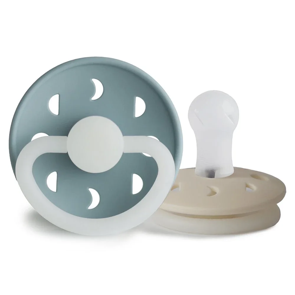 FRIGG Moon Phase Silicone 2-Pack Stone Blue Night/Cream Night Size 1 från FRIGG – köp hos Apotek Hjärtat