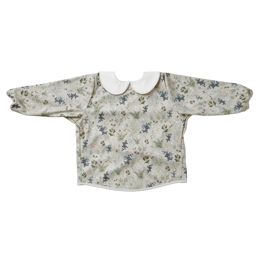 Elodie Longsleeved Baby Bib Fairytale Forest från Elodie Details – köp hos Apotek Hjärtat