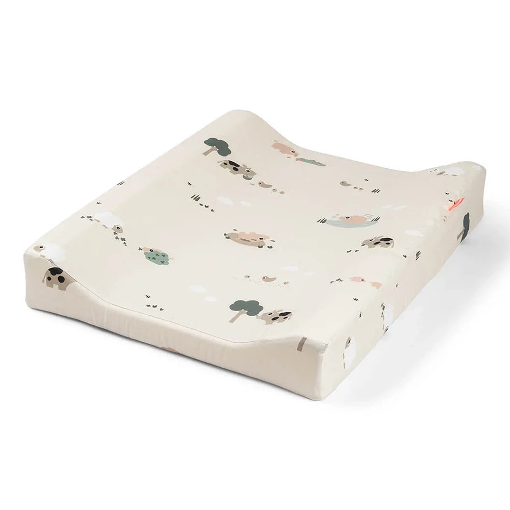 Done by Deer Changing Pad Tiny Farm Sand från Done by Deer – köp hos Apotek Hjärtat