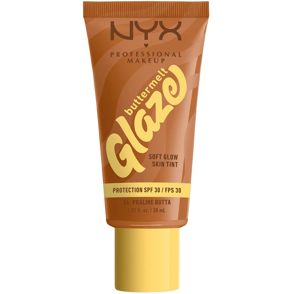 NYX Professional Makeup Buttermelt Glaze Skin Tint SPF30, 30 ml 06 Praline från NYX Professional Makeup - köp hos Apotek Hjärtat