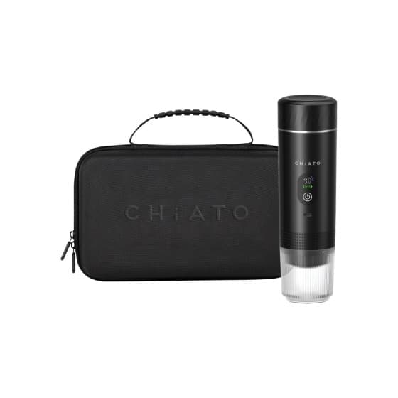 CHiATO brewPLAY Smart Traveller set med bärbar espressomaskin – Svart – från Chiato – 955 kr – hos Coffee Friend