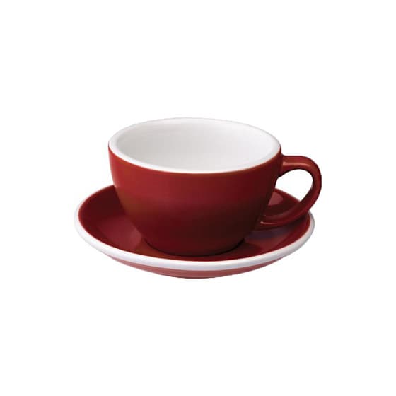 Café Latte-kopp med ett underlägg Loveramics Egg Red, 300 ml – från Loveramics – 261 kr – hos Coffee Friend