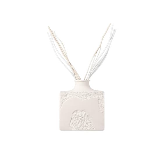 S|P Collection Marn Chalk White doftpinnar, 500 ml – från S|P Collection – 600 kr – hos Coffee Friend