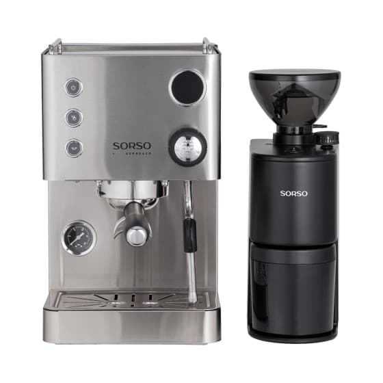 SORSO Espressomaskin - Rostfritt stål + SORSO Peppe Brew & Espresso by Eureka elektrisk kaffekvarn - Matt Black – från Sorso – 6999 kr – hos Coffee Friend