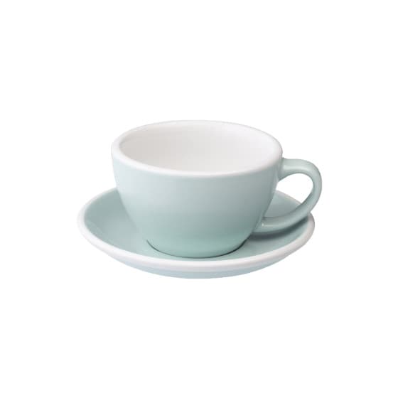 Café Latte-kopp med ett underlägg Loveramics Egg River, 300 ml – från Loveramics – 261 kr – hos Coffee Friend