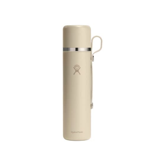 Hydroflask Hot Flask & Cup Oat termosflaska med mugg, 1064 ml – från Hydro Flask – 600 kr – hos Coffee Friend