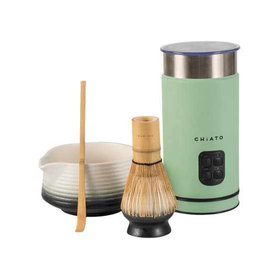 CHiATO milkPLAY mjölkskummare och Zen Yin Yang matcha-teset – från Chiato – 760 kr – hos Coffee Friend