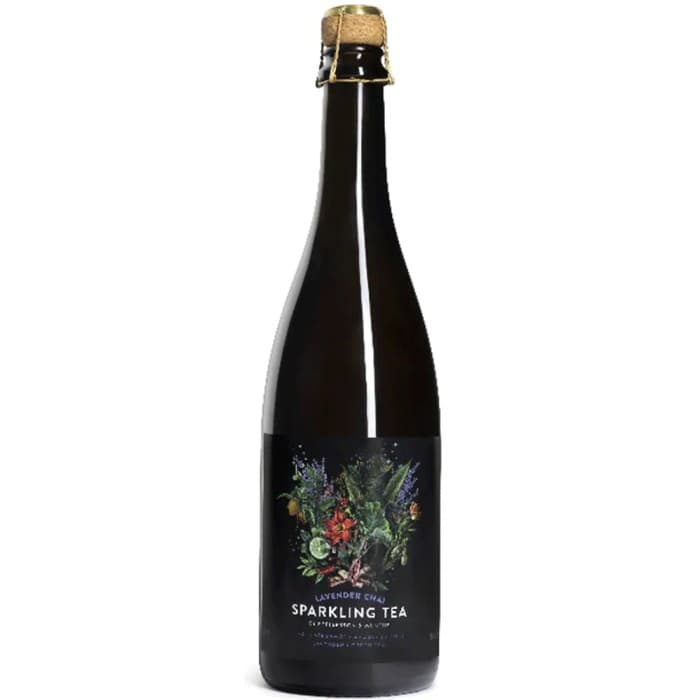 Pettersson & Munthe Sparkling Tea Lavendel & Chai Flaska 750ml – från Pettersson & Munthe – 165 kr – hos Delitea