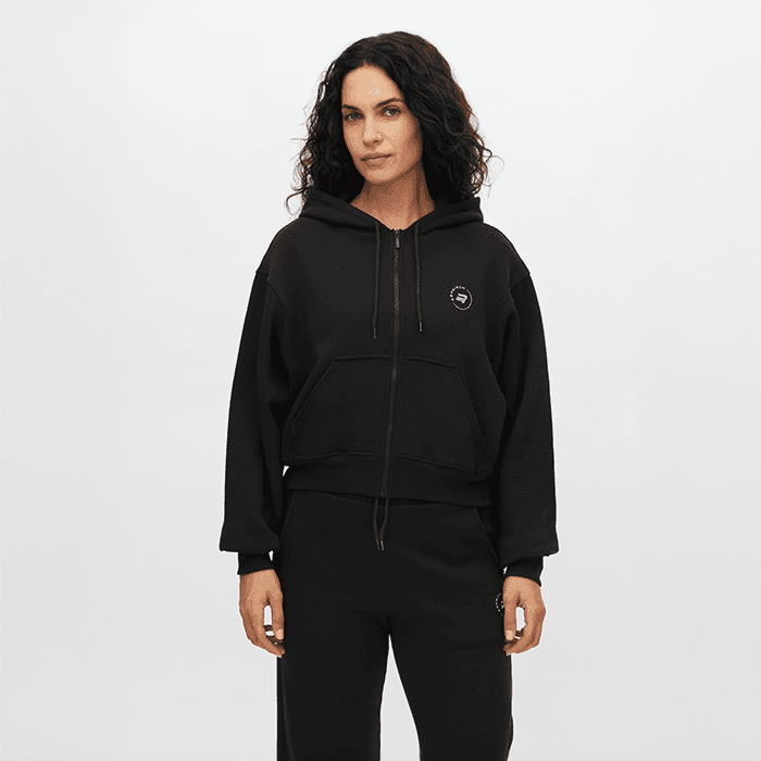 Base Hoodie med Dragkedja Svart – från Röhnisch – 899 kr – hos Bodystore