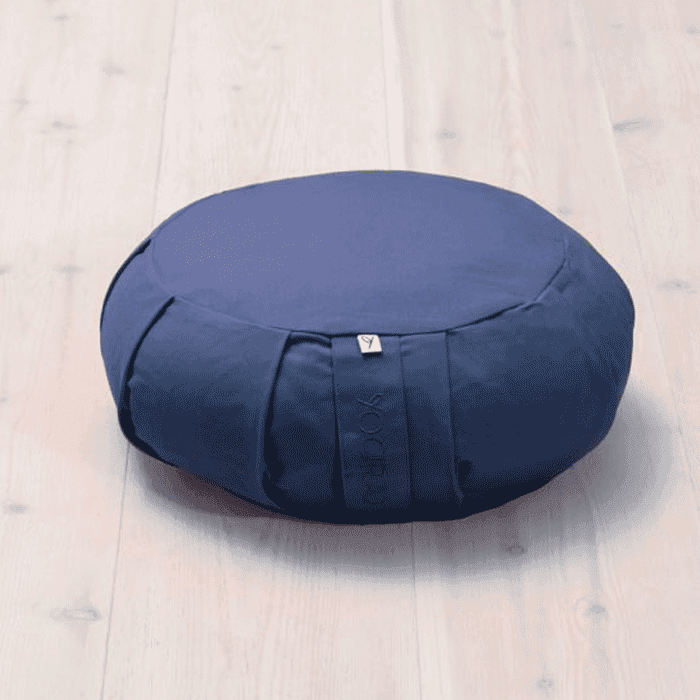 Meditationskudde Rund Blå – från Yogiraj – 529 kr – hos Bodystore