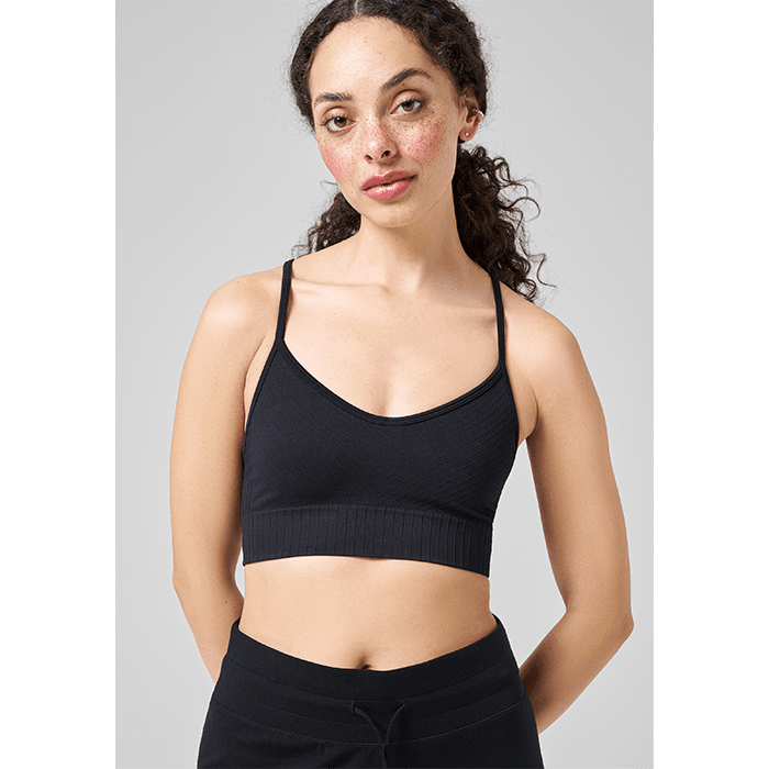 Seamless Graphical Rib Sports Top, Black – från Casall Sportswear – 250 kr – hos Bodystore