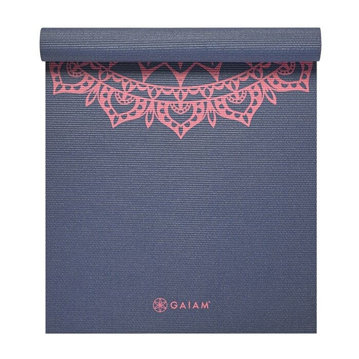 Yogamatta 4mm Pink Marrakech – från Gaiam – 399 kr – hos Bodystore