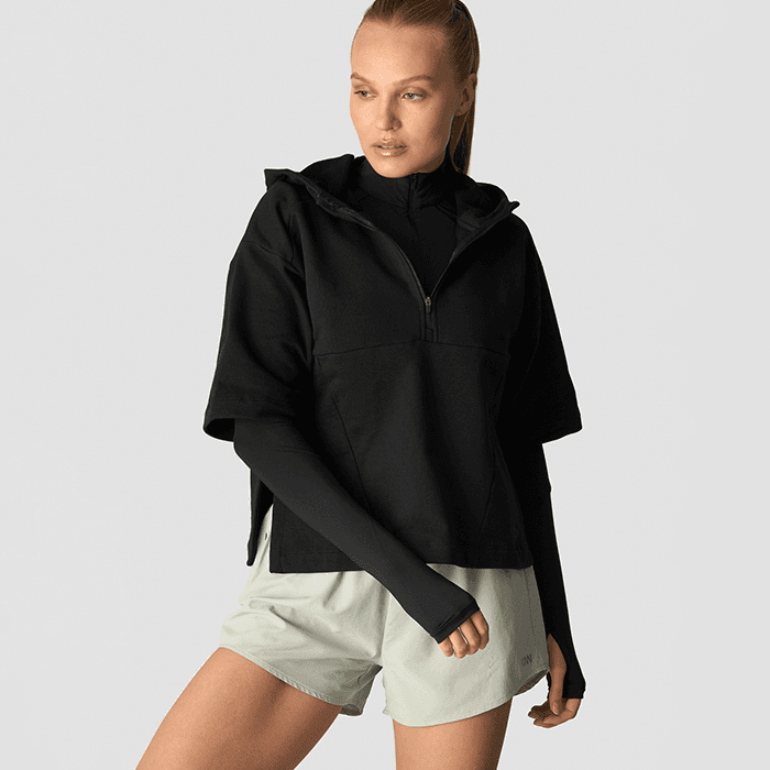 Mirage Mid Sleeve Hoodie Wmn, Black – från ICANIWILL – 524 kr – hos Bodystore