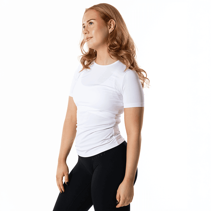 Clean T-shirt Vit – från Relode – 262 kr – hos Bodystore