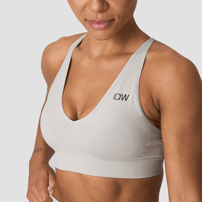 Sculpt Sport-BH Beige – från ICANIWILL – 499 kr – hos Bodystore