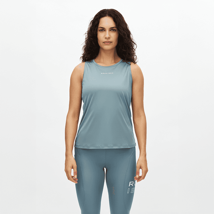 Team Logo Linne Blå – från Röhnisch – 249 kr – hos Bodystore