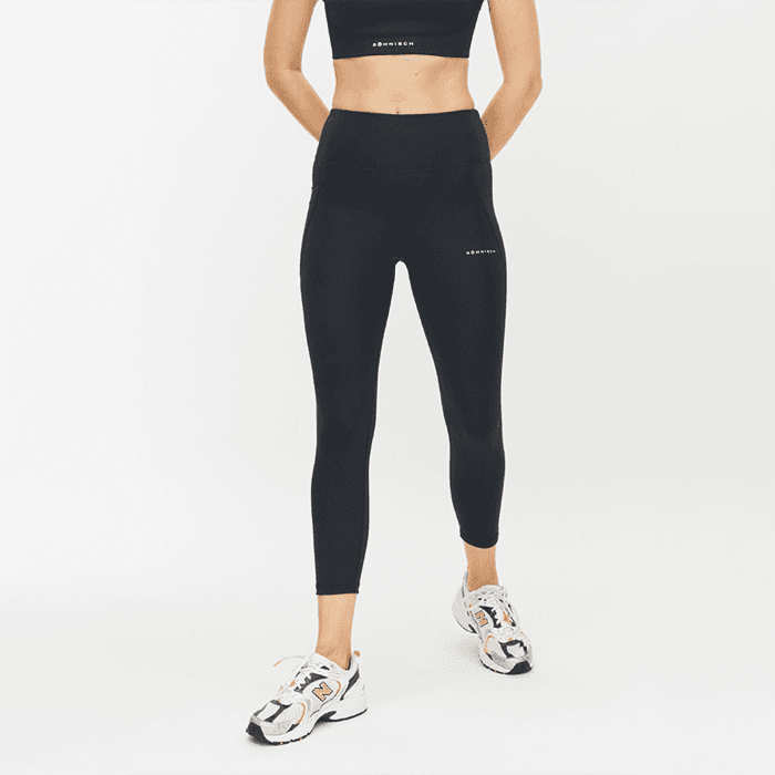 Flattering High Waist 7/8 Tights, Black – från Röhnisch – 210 kr – hos Bodystore