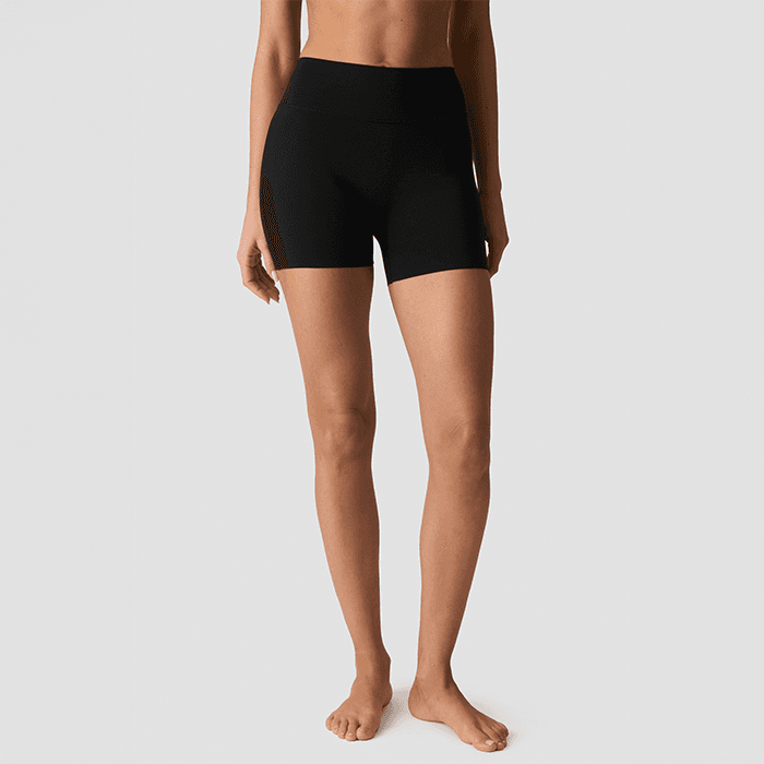Nimble Midi Shorts Svart – från ICANIWILL – 549 kr – hos Bodystore
