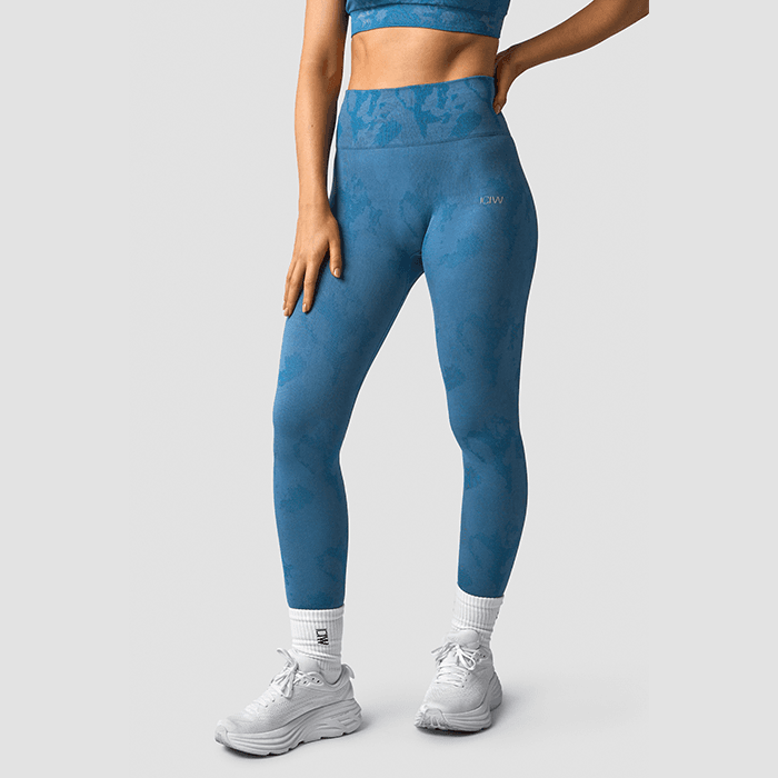 Camo Seamless Tights, Light Teal – från ICANIWILL – 320 kr – hos Bodystore