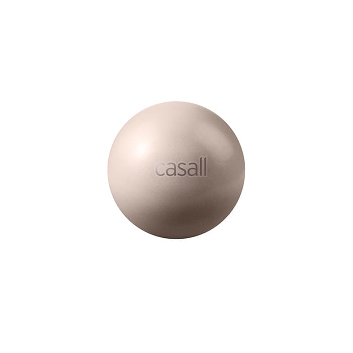 Pilatesboll Beige – från Casall Sports Prod – 199 kr – hos Bodystore