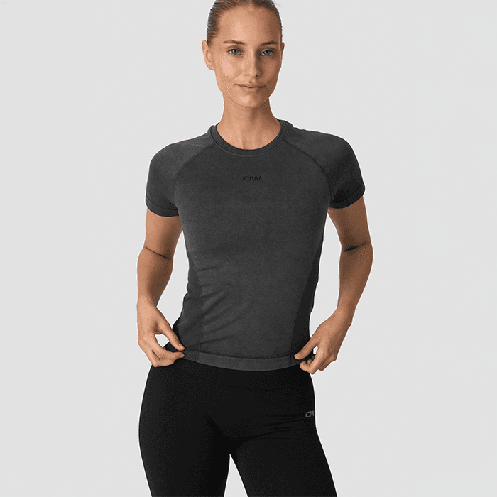 Sculpt Sömlös T-shirt Svart – från ICANIWILL – 499 kr – hos Bodystore