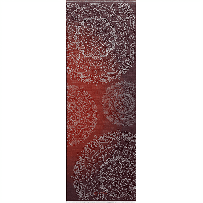 Yogamatta 6 mm Röd – från Gaiam – 449 kr – hos Bodystore