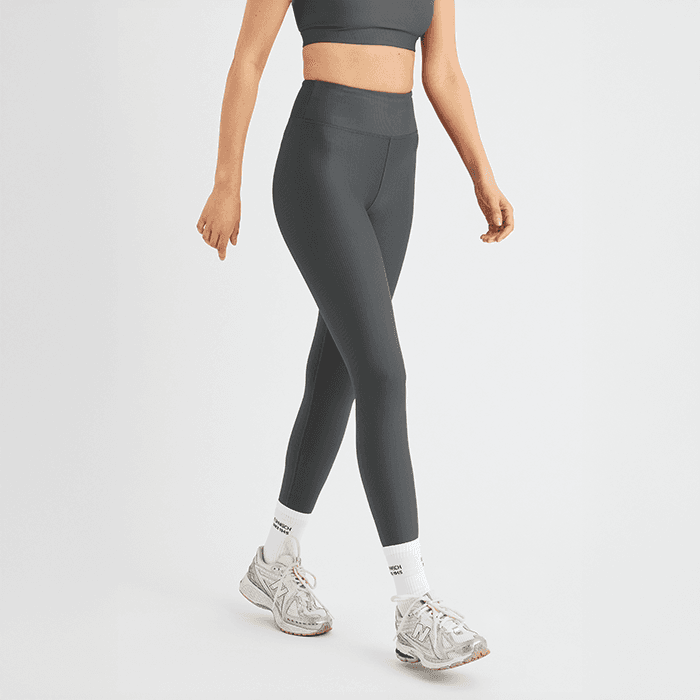 Ribbade Tights Grå – från Röhnisch – 419 kr – hos Bodystore