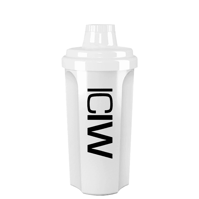 Shaker White – från ICANIWILL – 59 kr – hos Bodystore