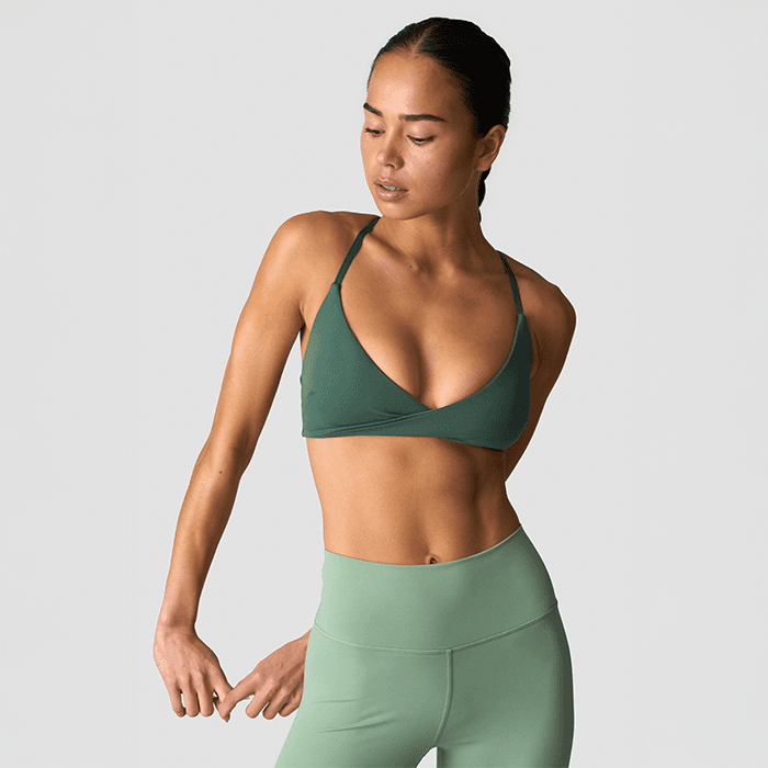 Nimble Twist Sport-BH Mossgrön – från ICANIWILL – 374 kr – hos Bodystore