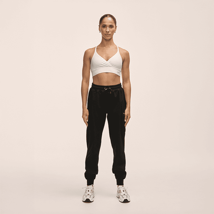 Step Woven Byxor Svart – från Casall Sportswear – 824 kr – hos Bodystore