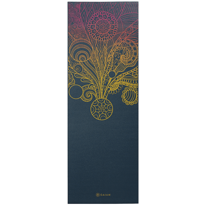 Yogamatta 6 mm Classic Printed – från Gaiam – 399 kr – hos Bodystore